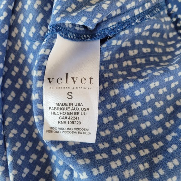 Blue and white wrap dress - Picture 4 of 5